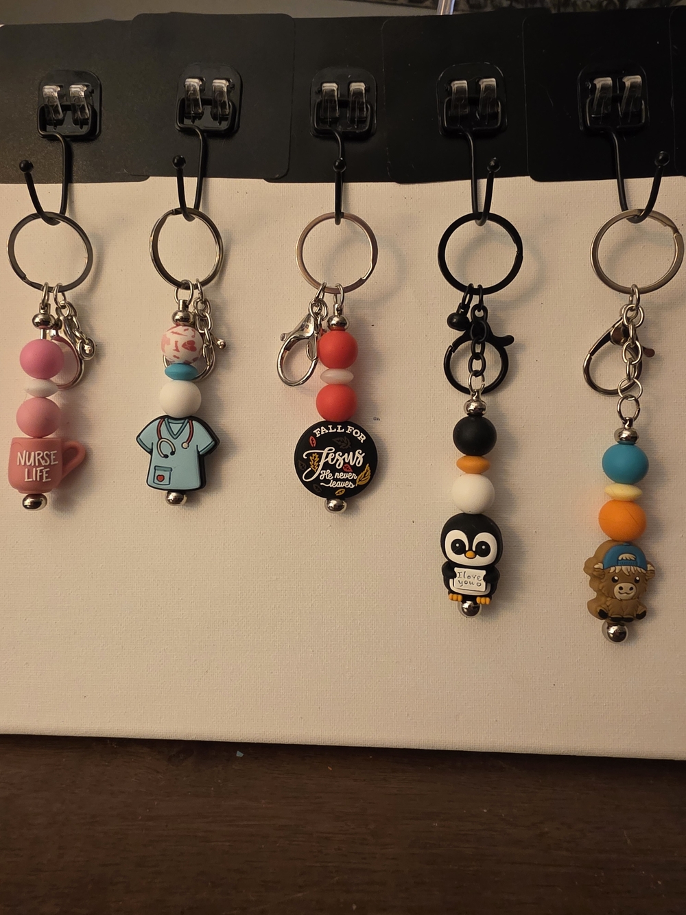 Cute Penguin Bead Keychain Charm - Black & White